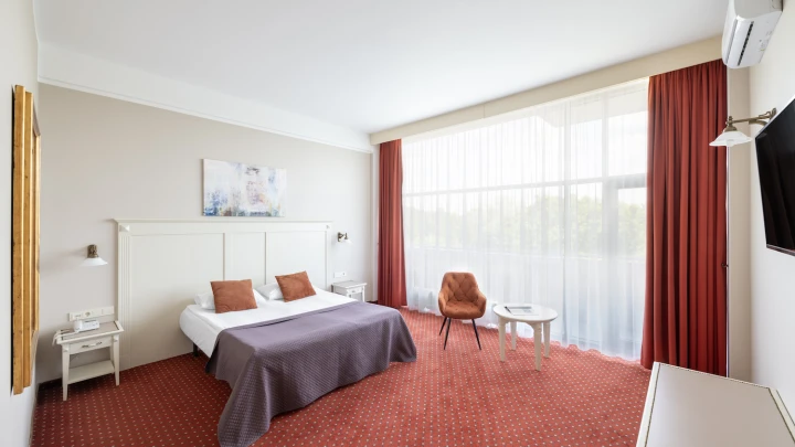 Picture of the Hotel Room